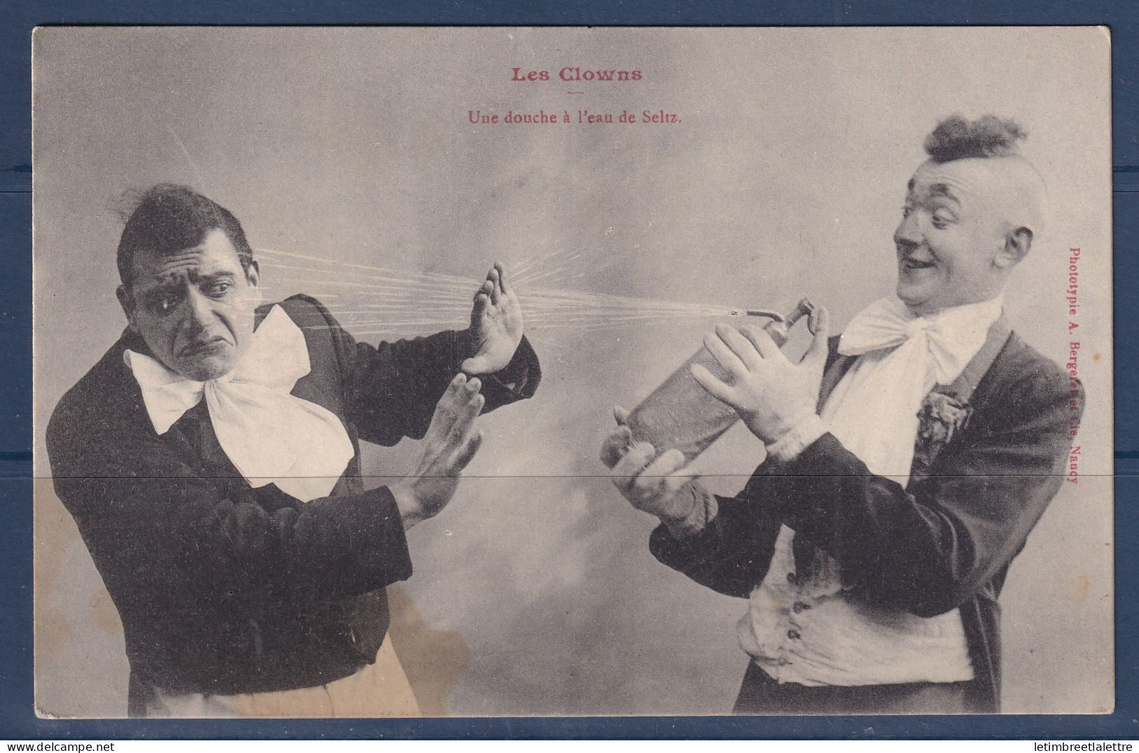 Fantaisie - Carte postale - Les Clowns - une douche à l'Eau de Seltz