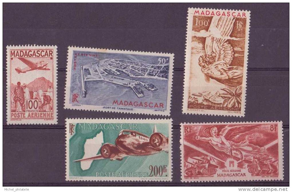 MADAGASCAR  N° 62-63-64-64A-65**   PAR AVION   neuf sans charniere