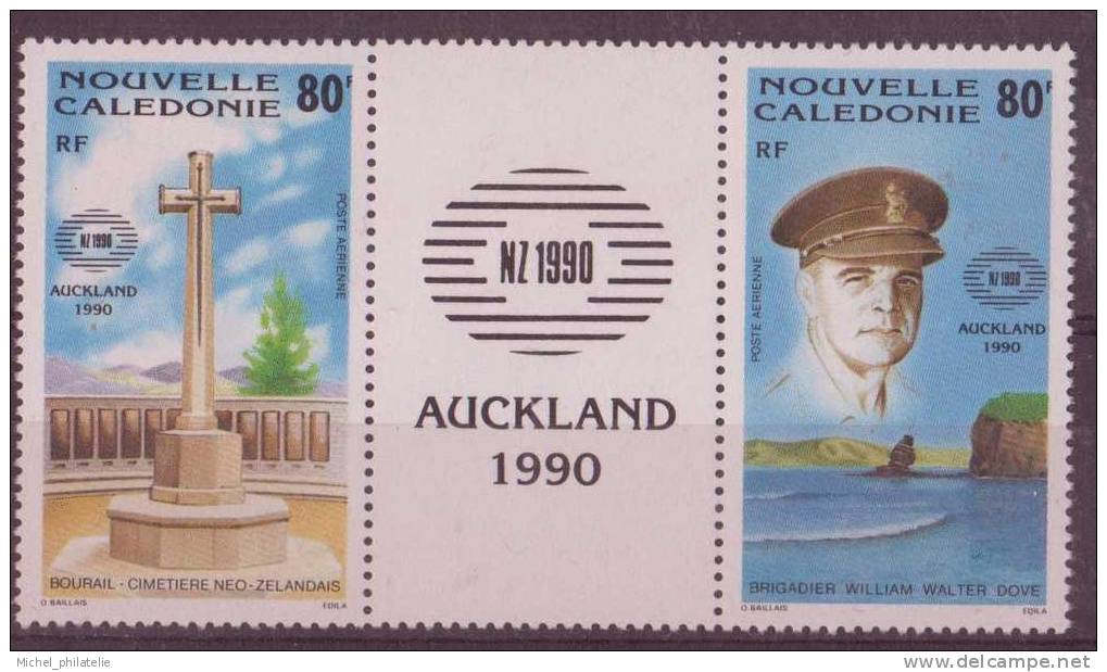 NOUVELLE-CALEDONIE N° 270A** PAR AVION NEUF SANS CHARNIERE  MONUMENT ET PAYSAGE