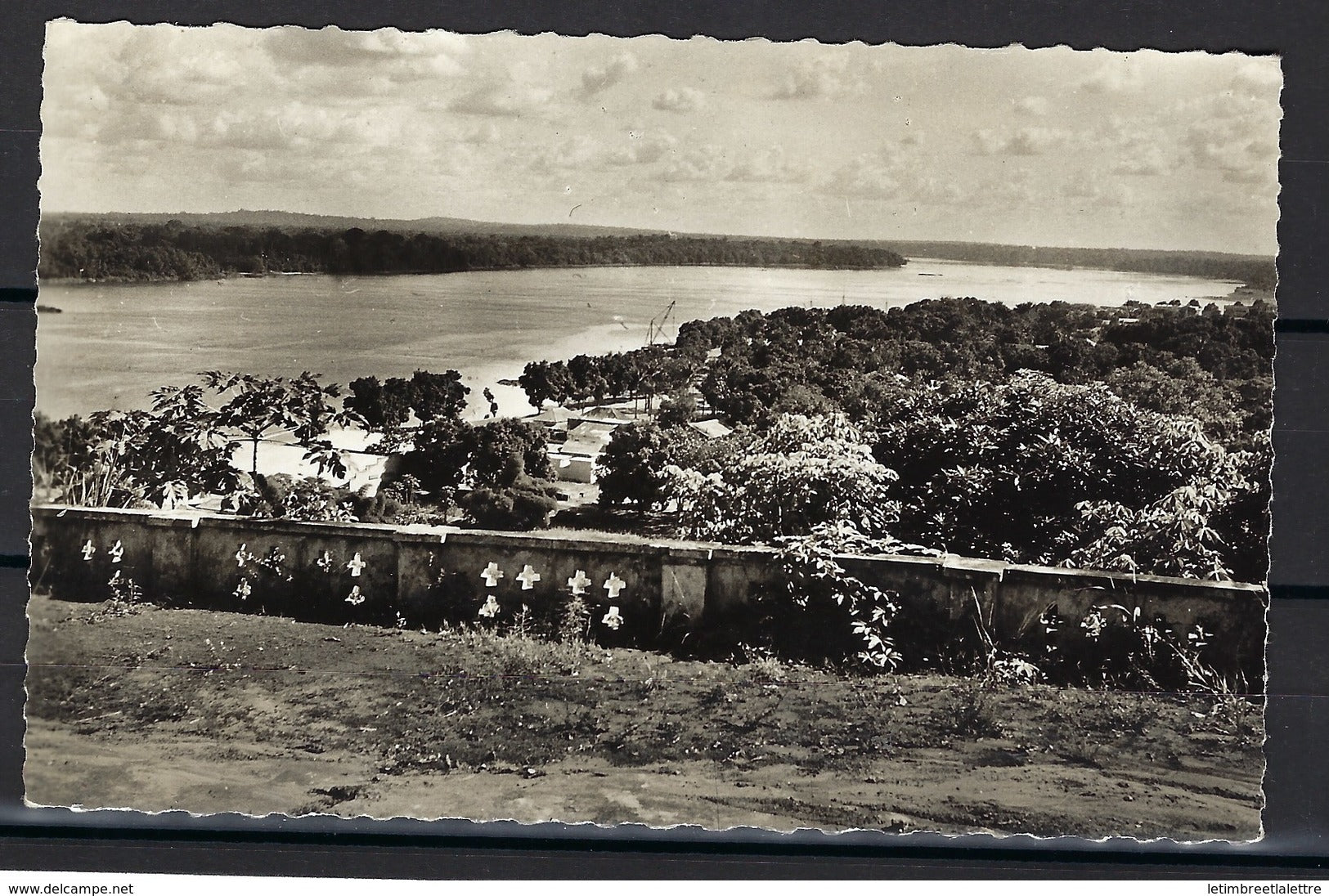 ⭐ Carte Photo - Bangui - Vue de la Mission sur l'Oubangui ⭐