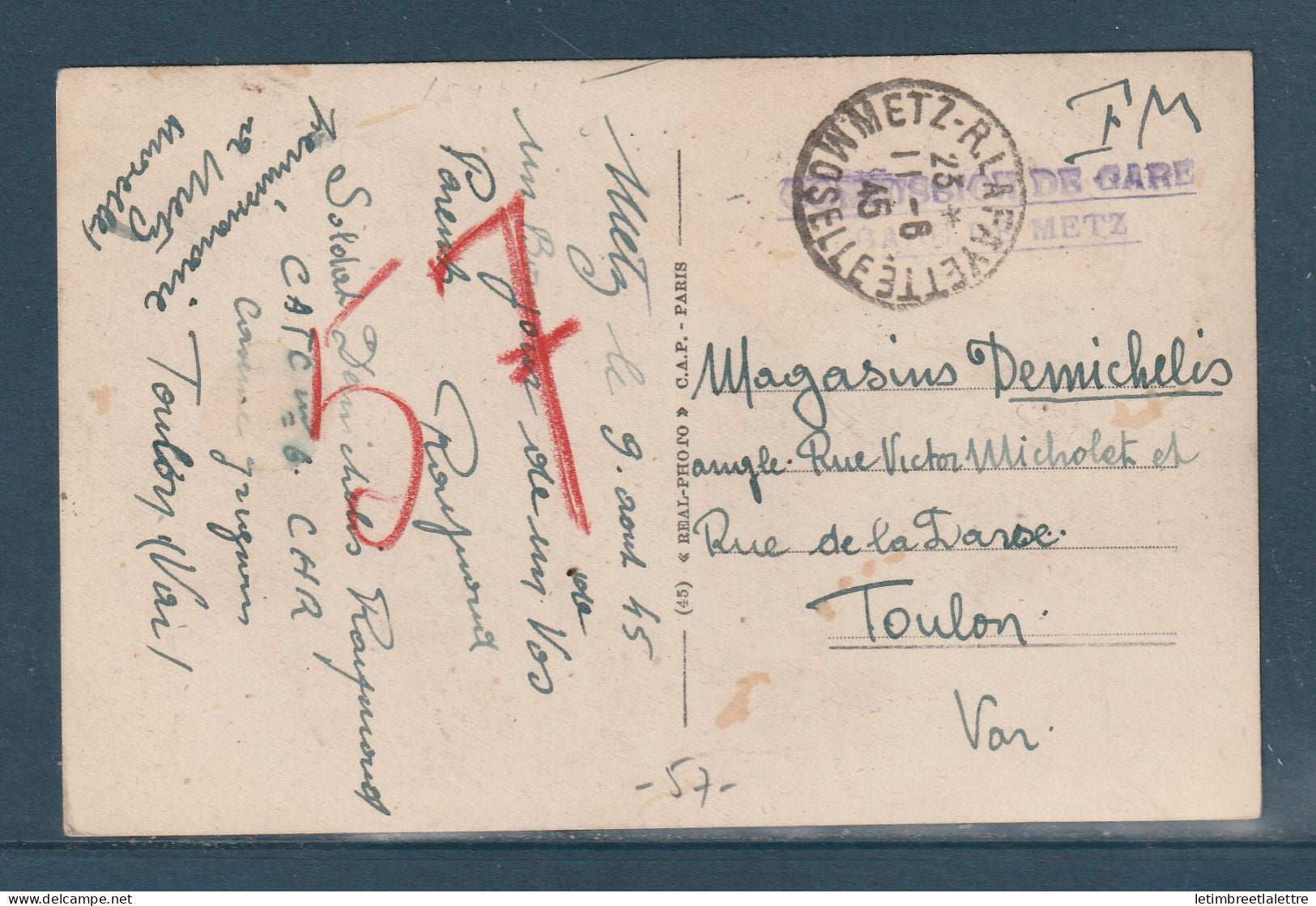 France - franchise commission de gare de Metz sur carte photo - vue générale - 1945