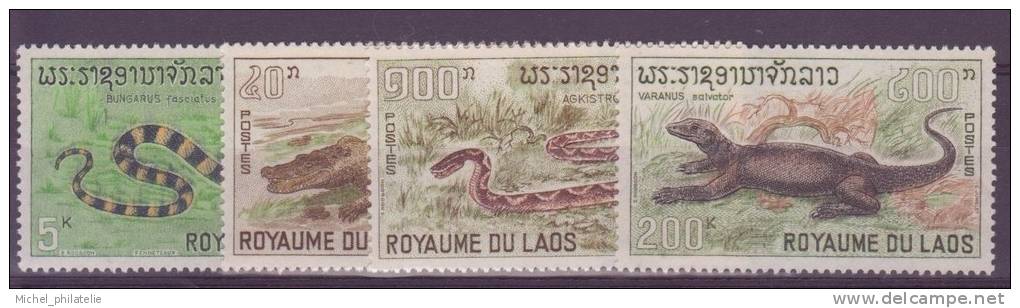 Laos n° 167 à 170** neuf sans charniere