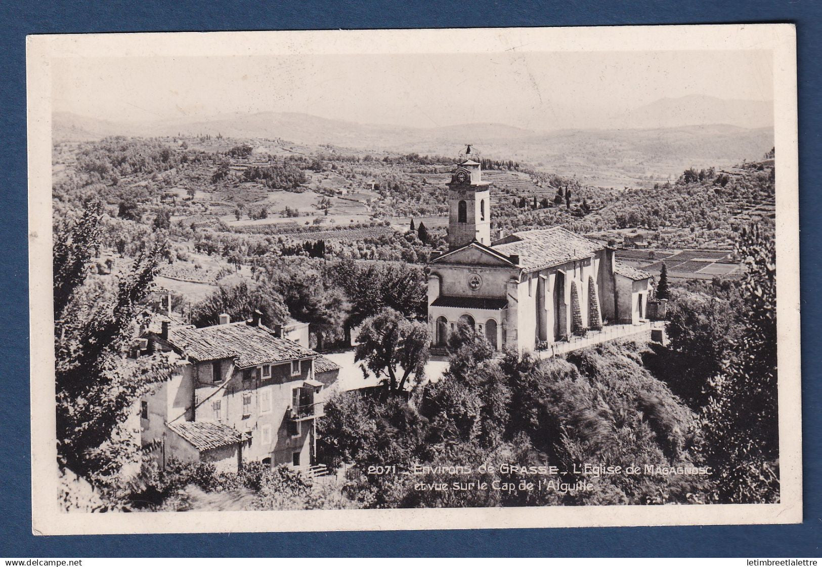 France - Carte Postale - Environs de Grasse - L'église de Magagnosc et vue sur le Cap de l'Aiguille